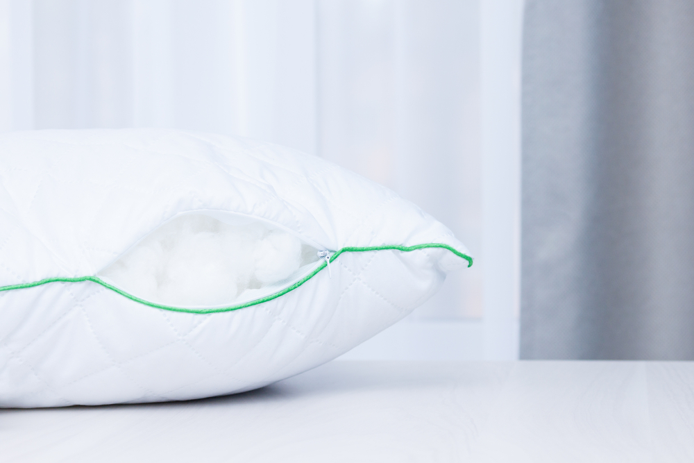 How to Fluff a Pillow (Dryer or by Hand) Step By Step Guide